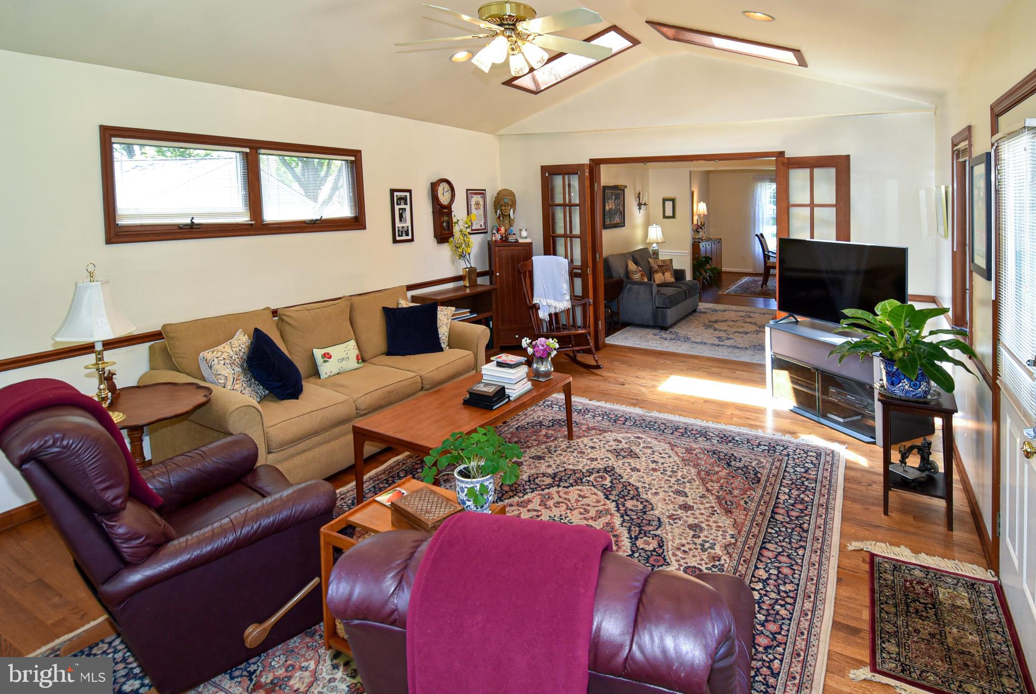 STONEGATE - Residential