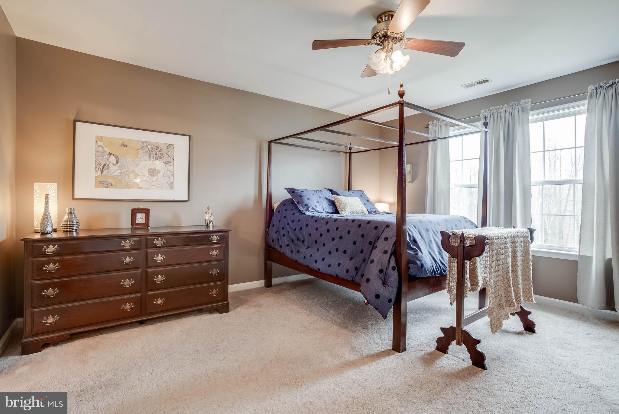 CHURCHILL - Residential