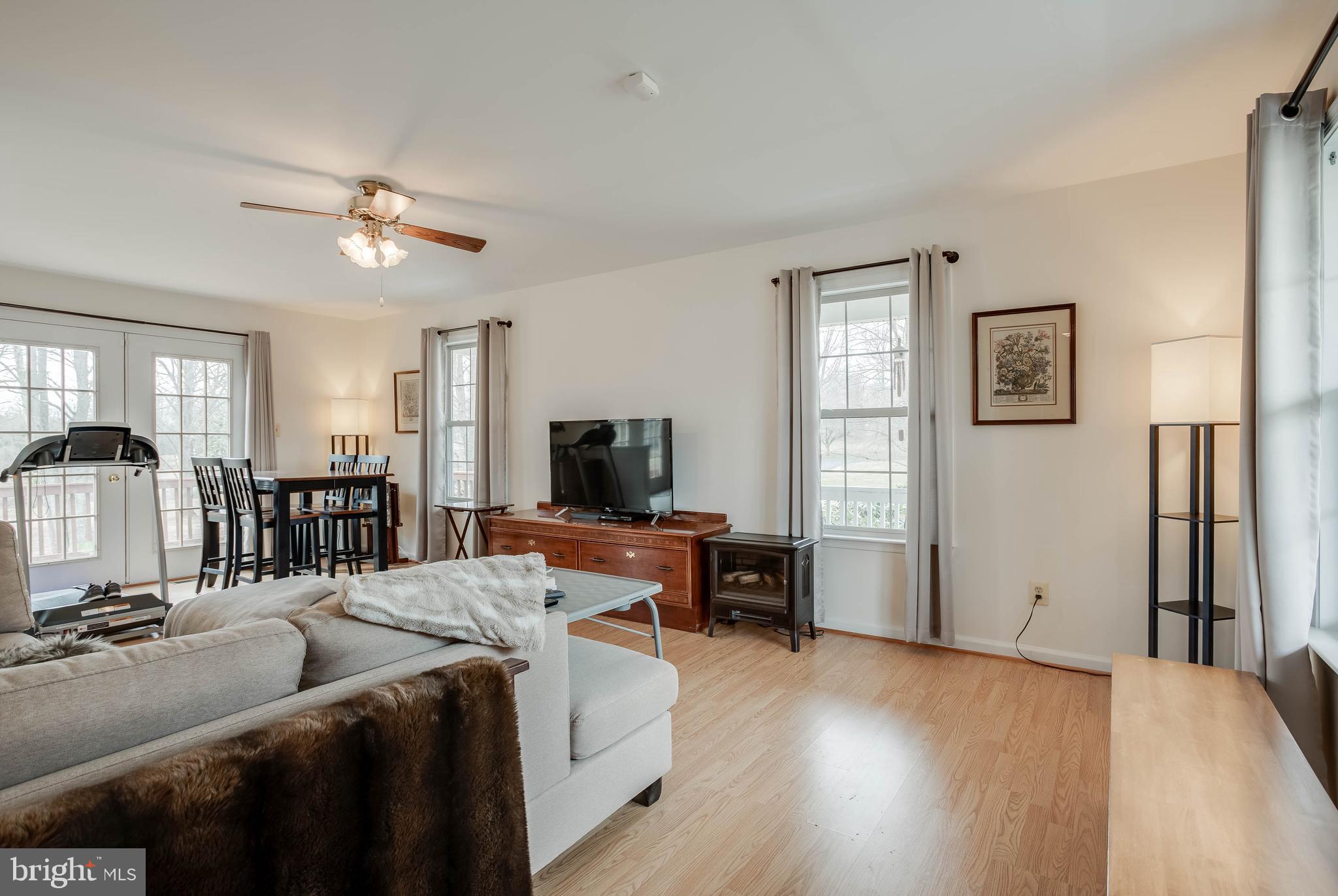 CHURCHILL - Residential