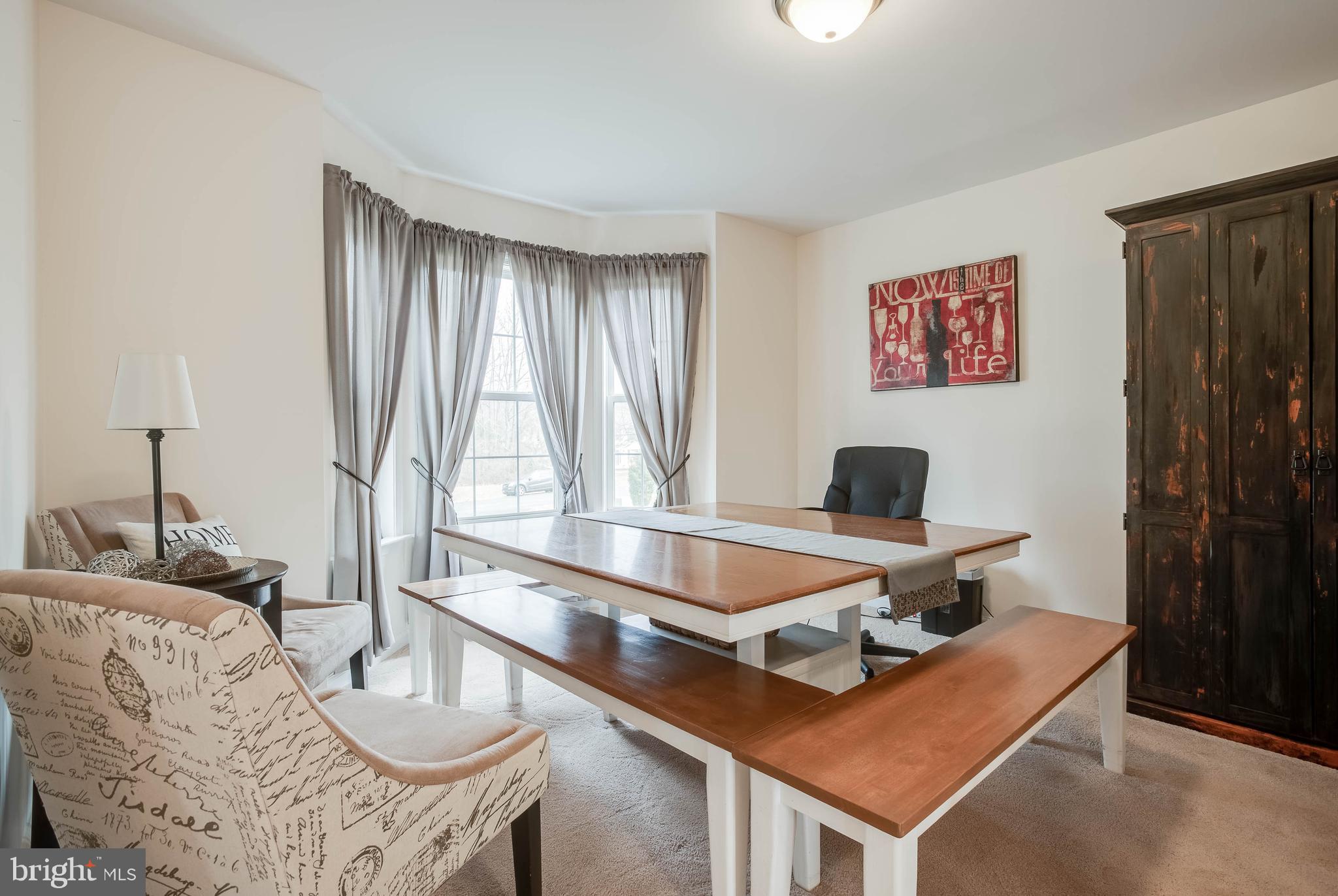 CHURCHILL - Residential