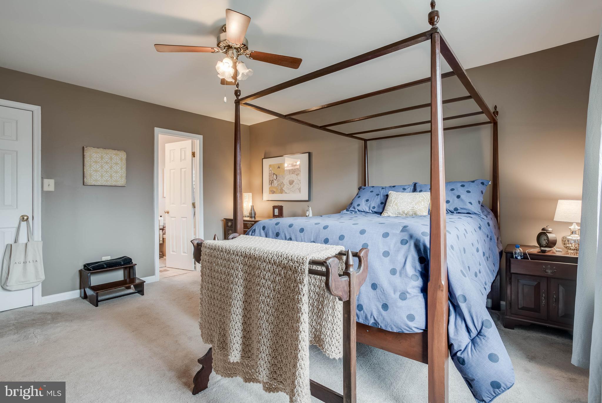 CHURCHILL - Residential