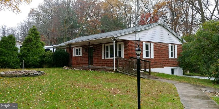 Drastic reduction in price, would like to settle by 31 Dec 2018, to finalize estate.3 Bedroom Rancher with Sun/Florida Room that backs to trees, also Boasts with Hardwood Floors.  Covered Porch with Slate Tiles.  Lot size 1.15 (+/-) acres.  Rural setting.  Off Road Parking with a detached one car garage.   Close to Susquehanna State Park,Shopping, Churchville Sports Complex.  Personal Representative Handling Sale.                                                                Back on Market.   Price is reflective of Failed Septic Field.