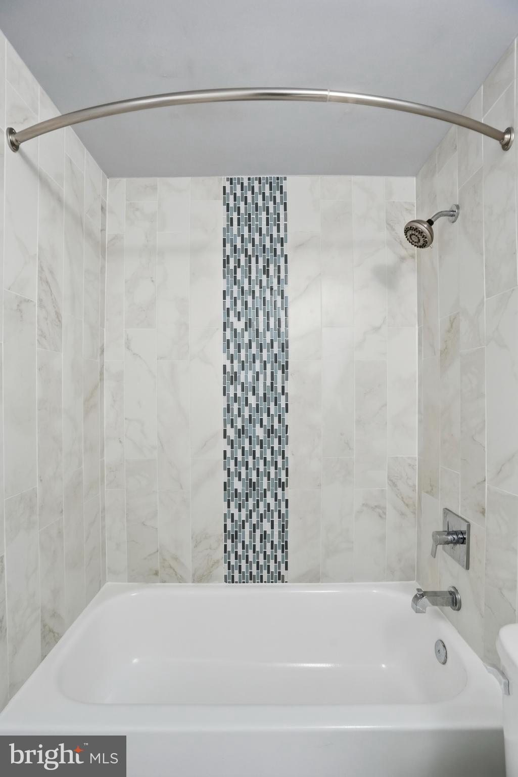 KINGS COURT - Residential