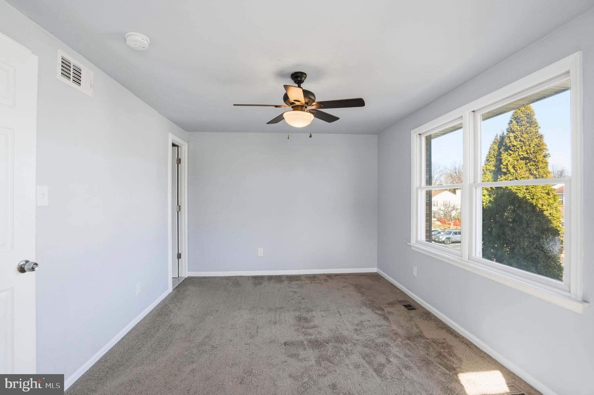 KINGS COURT - Residential