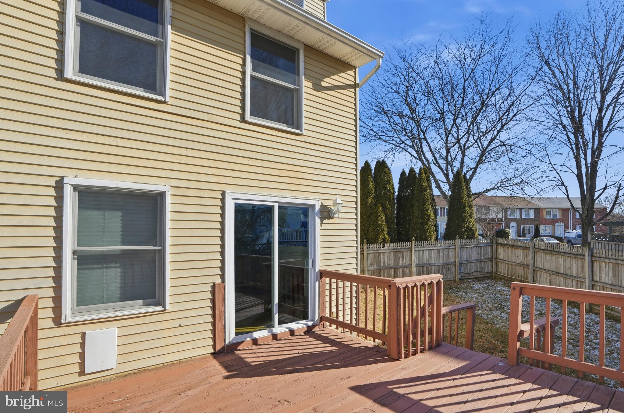 KINGS COURT - Residential