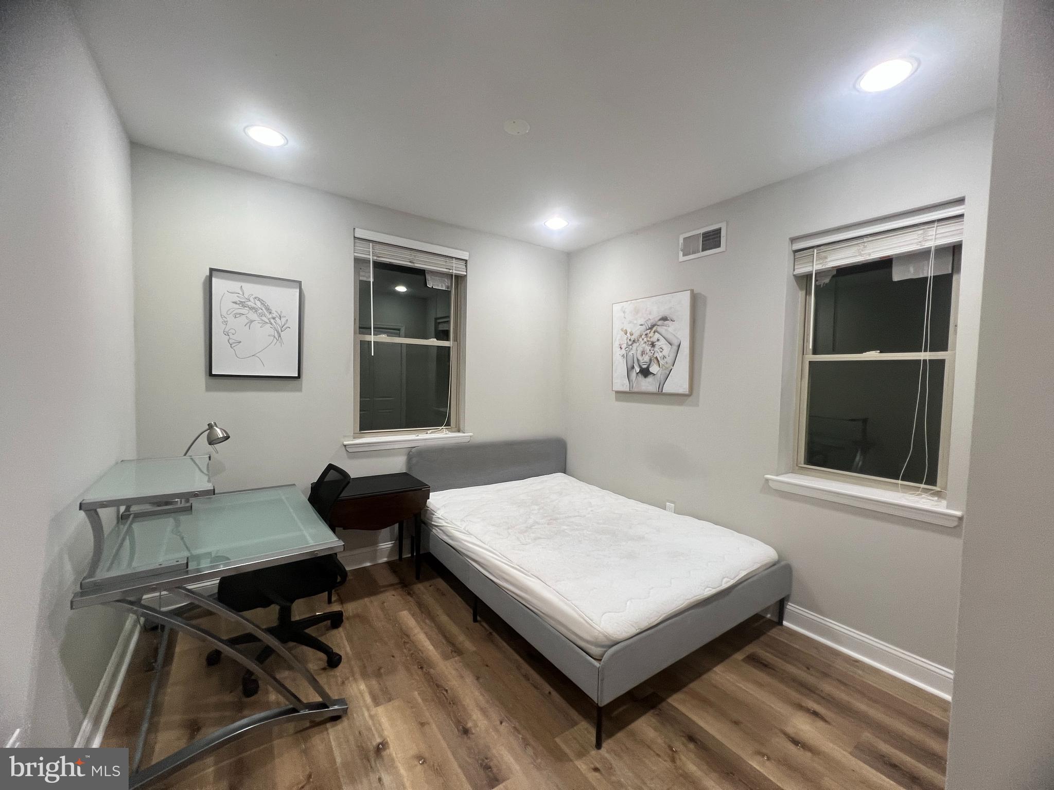 POWELTON VILLAGE - Residential Lease