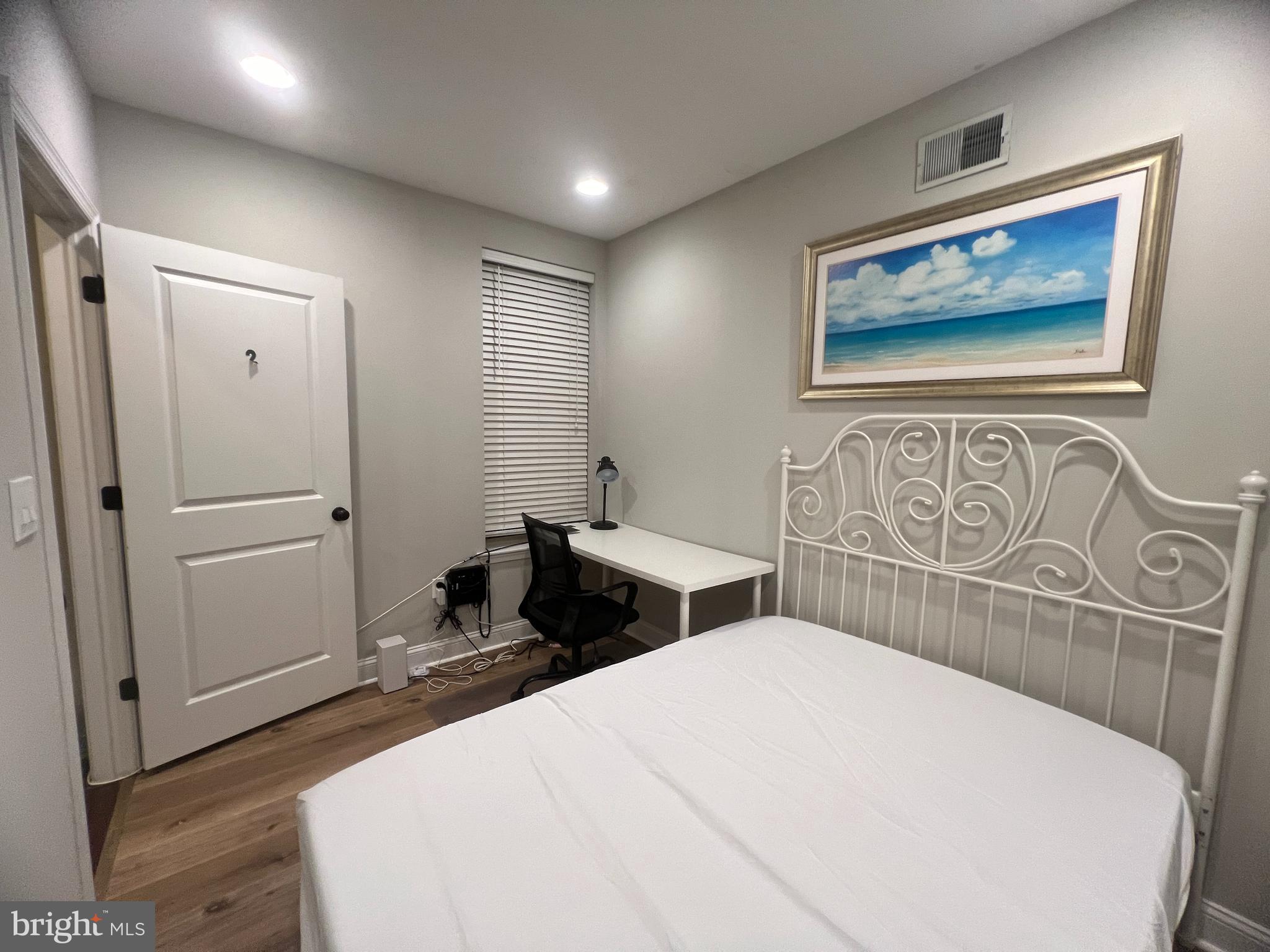 POWELTON VILLAGE - Residential Lease