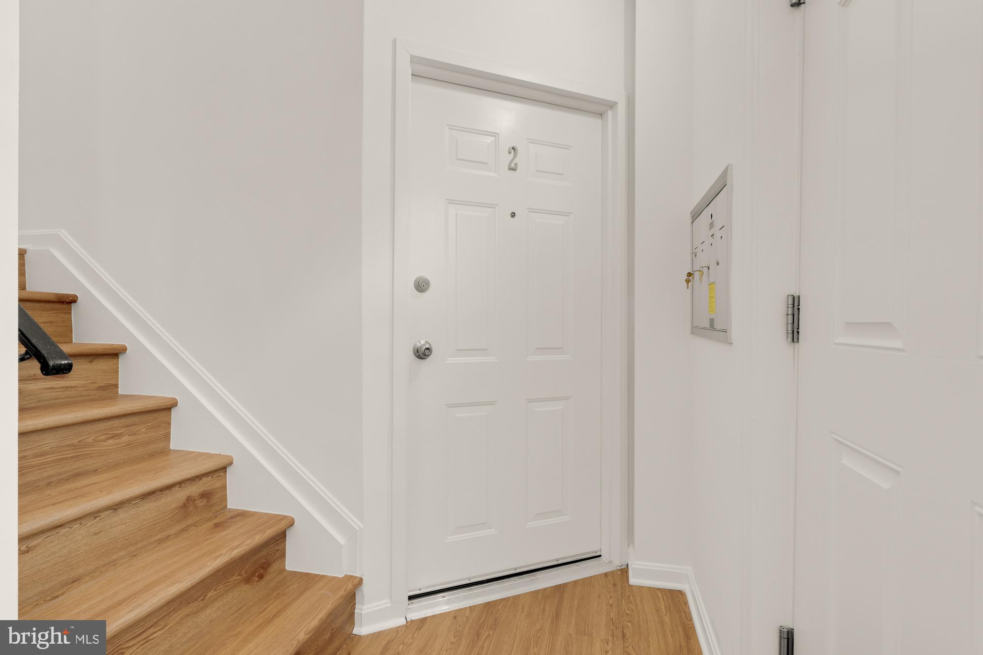 303 SEATON PLACE NE 2