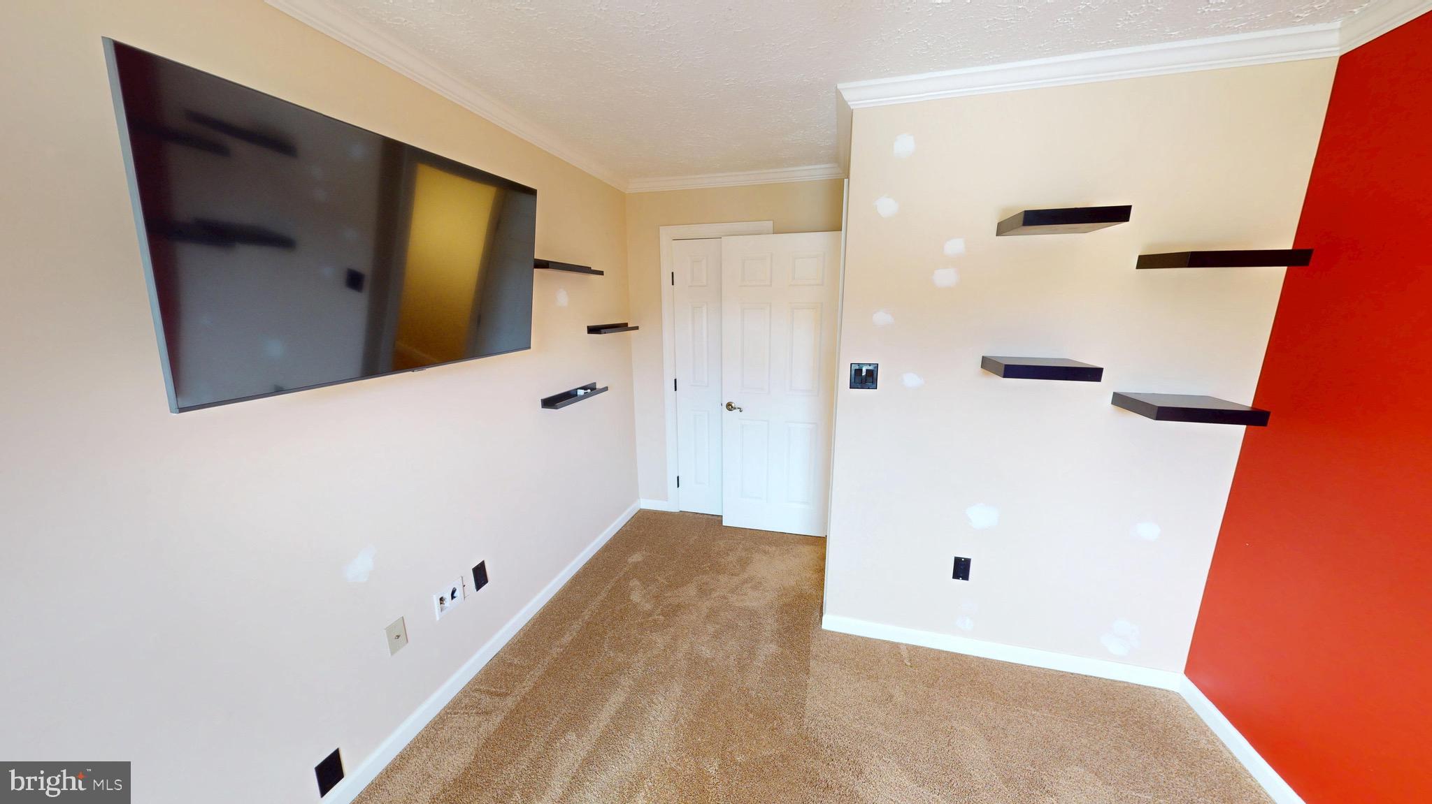 PINEFIELD MEADOWS - Residential