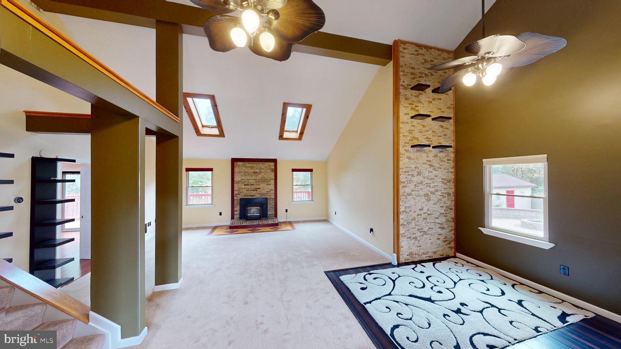 PINEFIELD MEADOWS - Residential