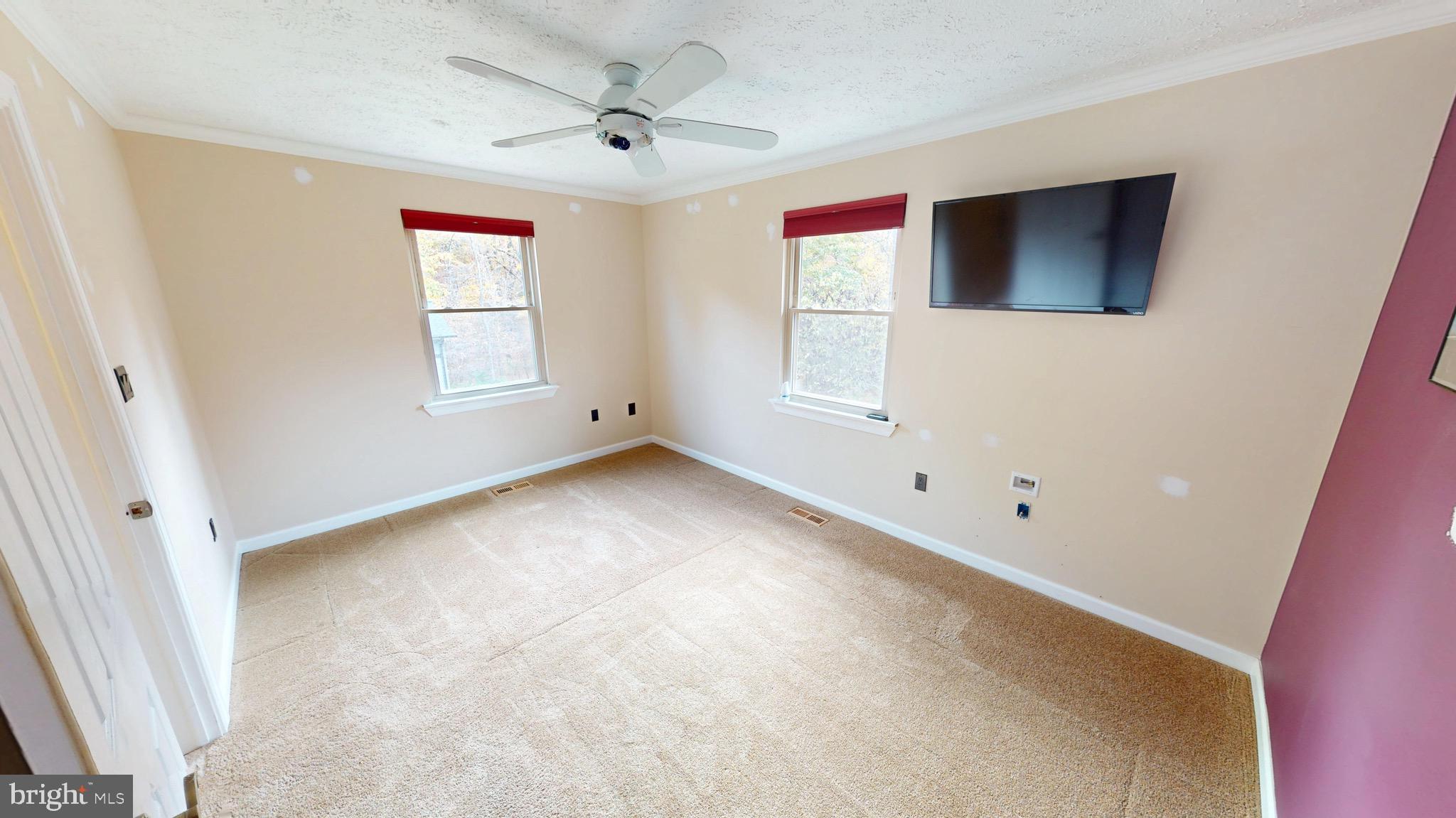 PINEFIELD MEADOWS - Residential