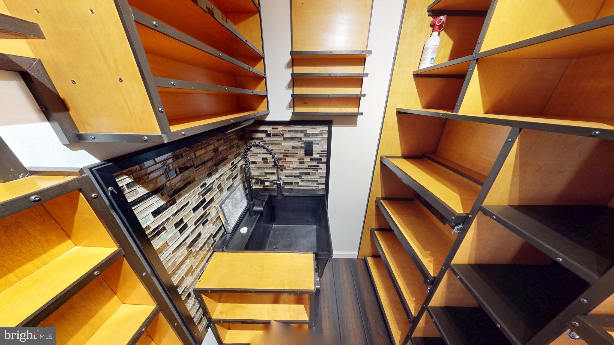 PINEFIELD MEADOWS - Residential