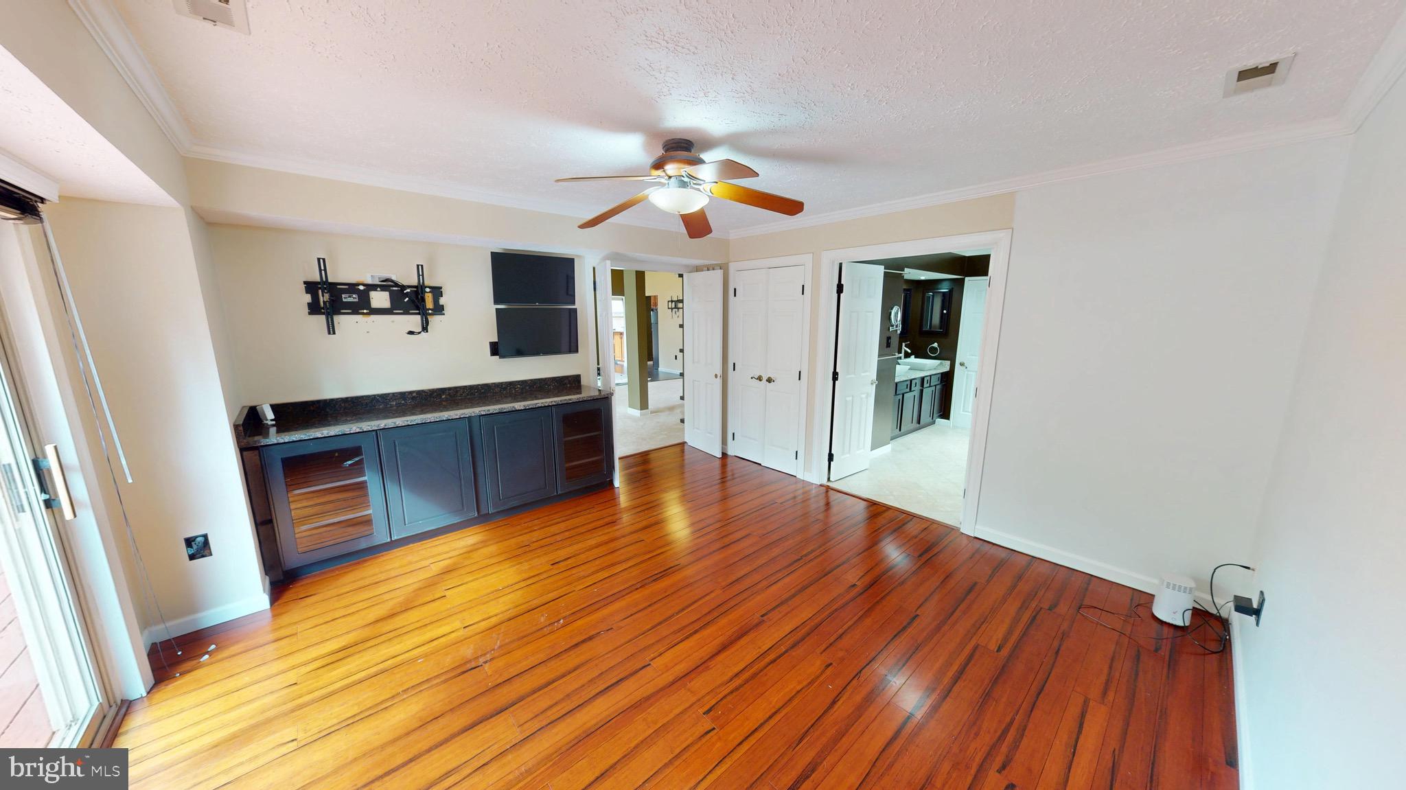 PINEFIELD MEADOWS - Residential