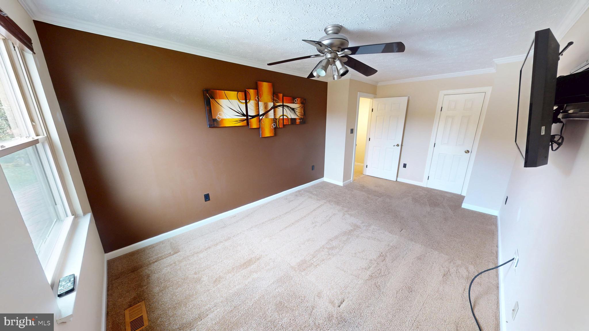 PINEFIELD MEADOWS - Residential