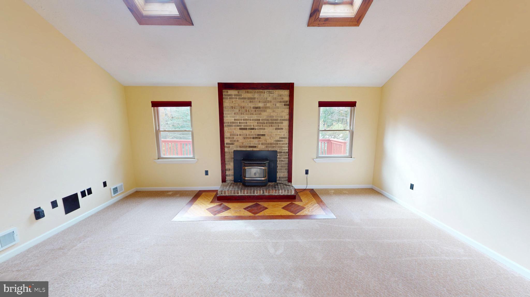 PINEFIELD MEADOWS - Residential