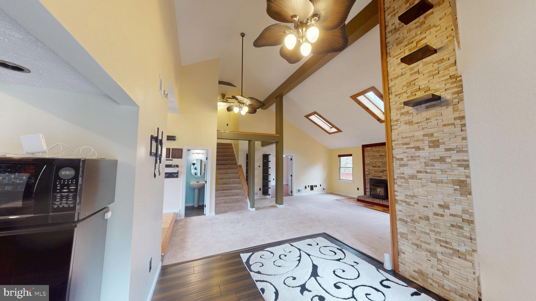 PINEFIELD MEADOWS - Residential