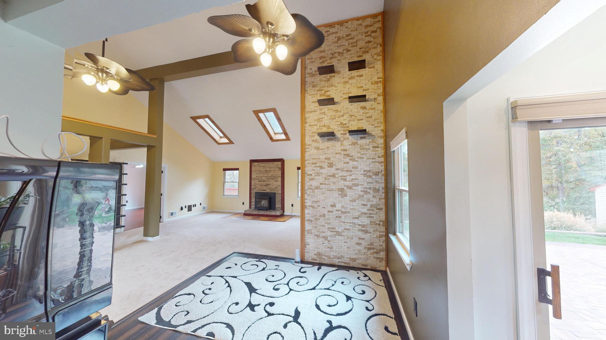 PINEFIELD MEADOWS - Residential