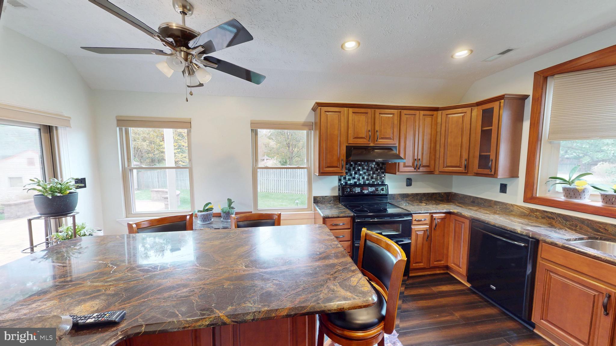 PINEFIELD MEADOWS - Residential