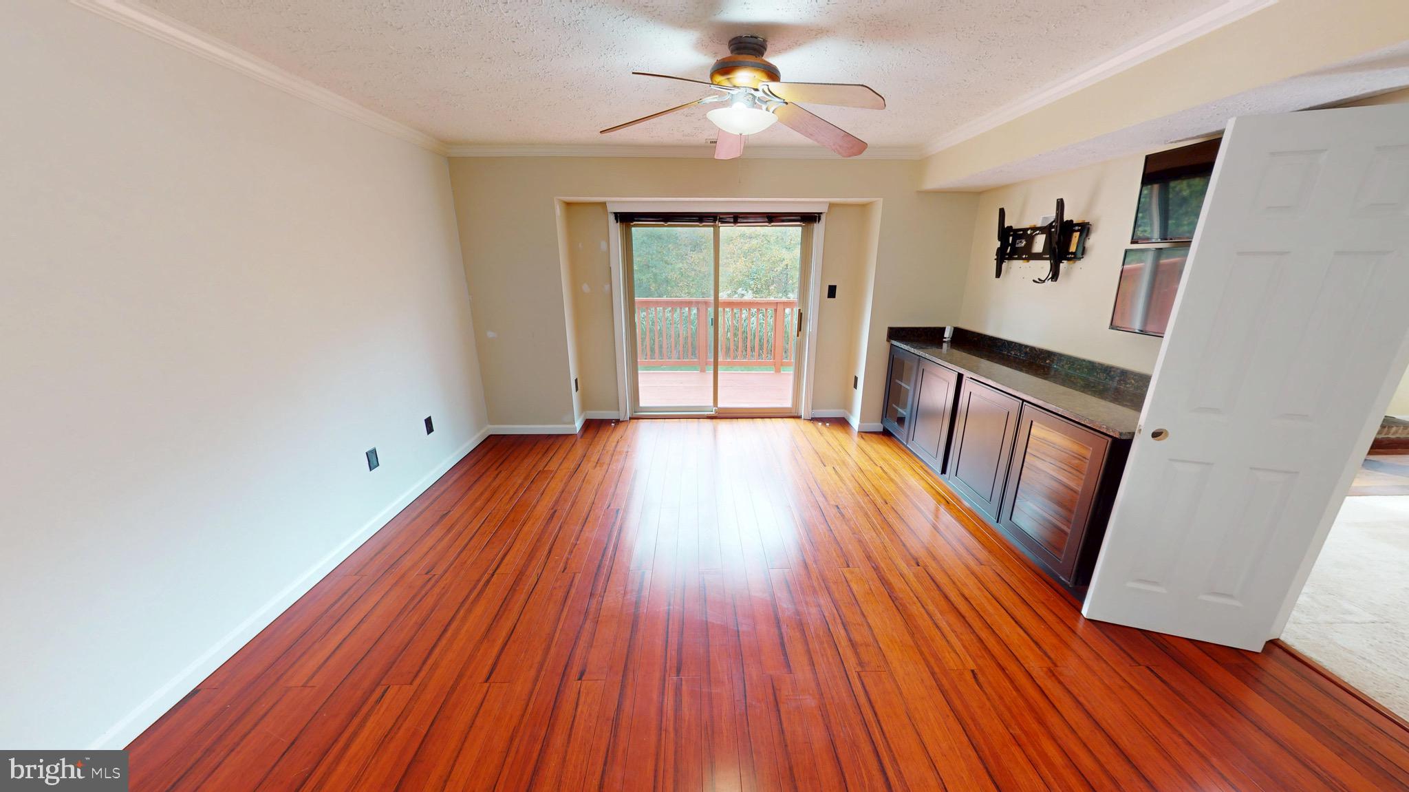 PINEFIELD MEADOWS - Residential