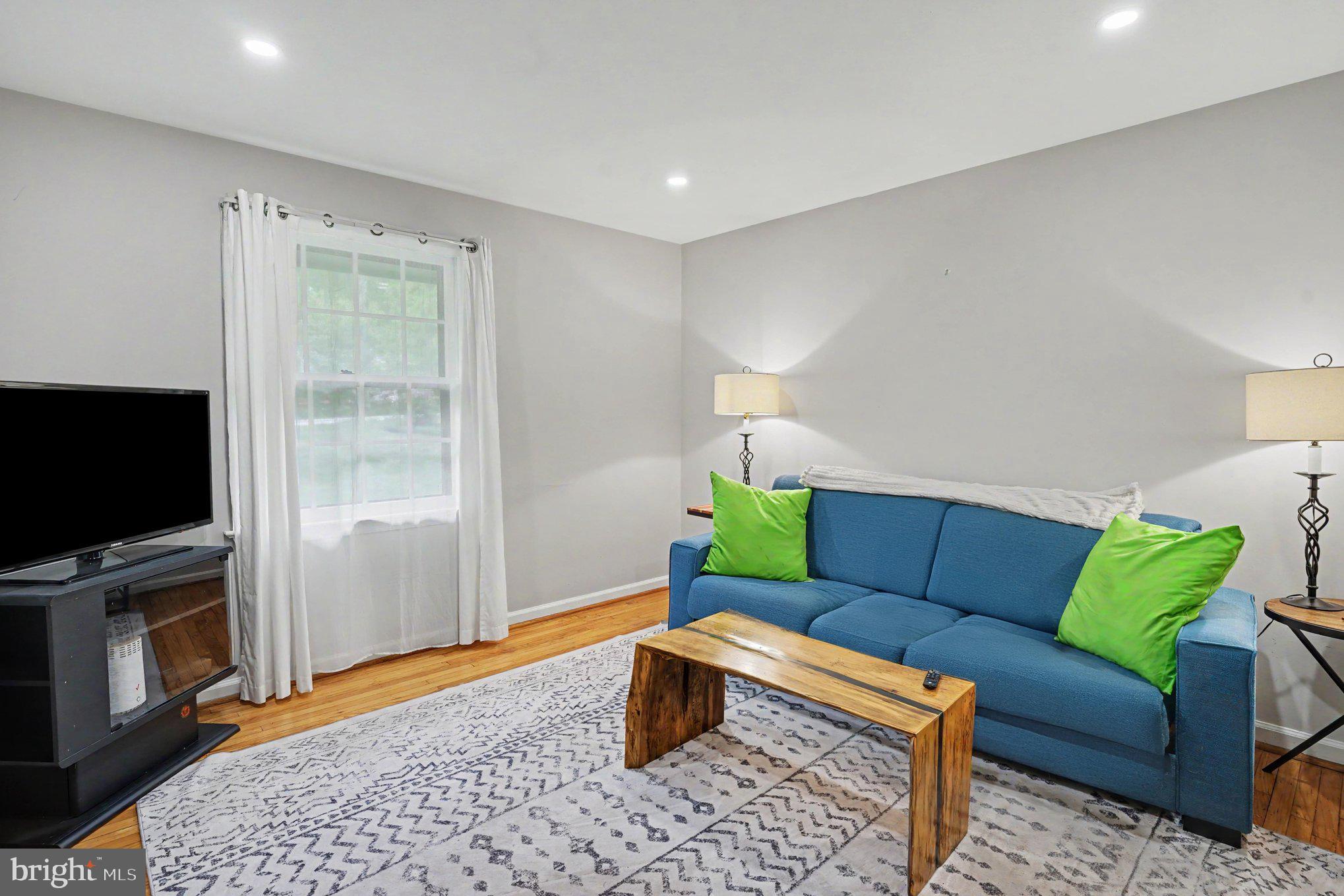 VALLEY FORGE MTN - Residential
