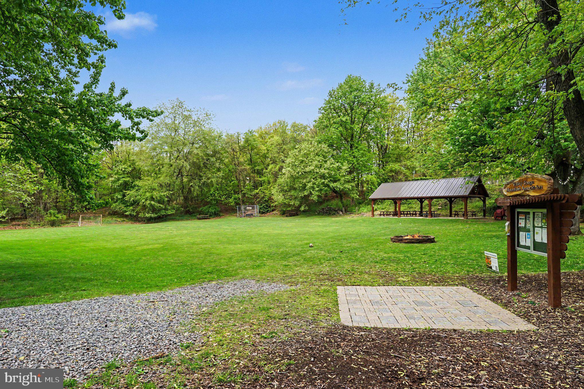 VALLEY FORGE MTN - Residential