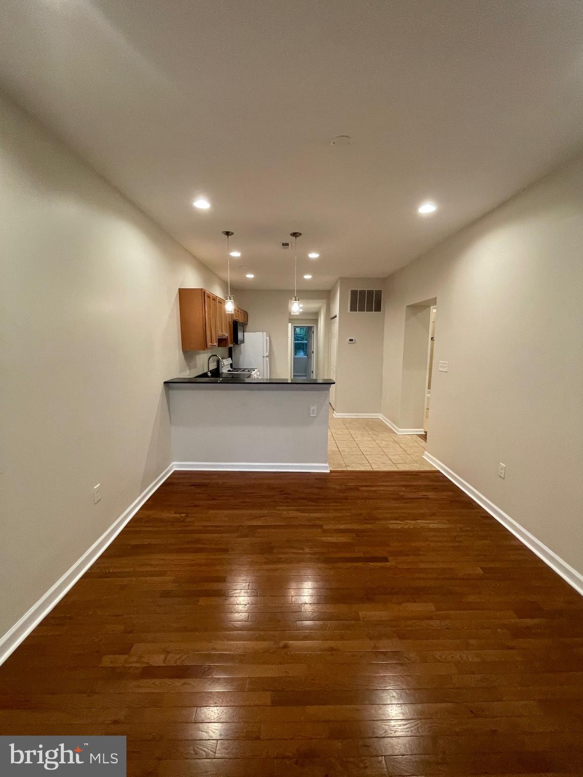 HAMPDEN HISTORIC DISTRICT - Residential Lease