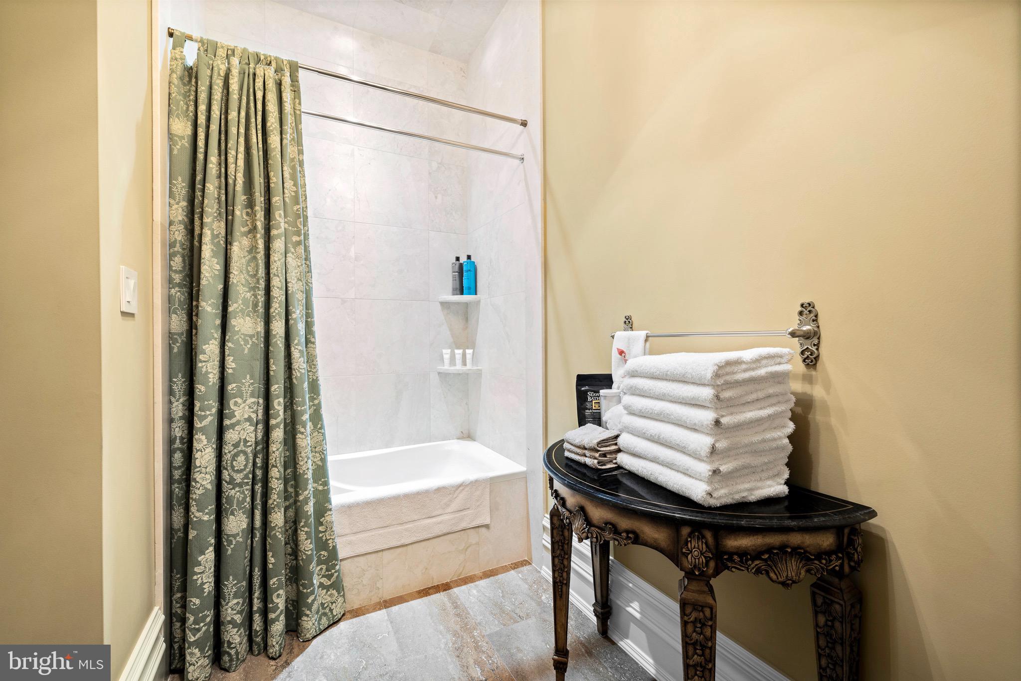 SOLEBURY - Residential