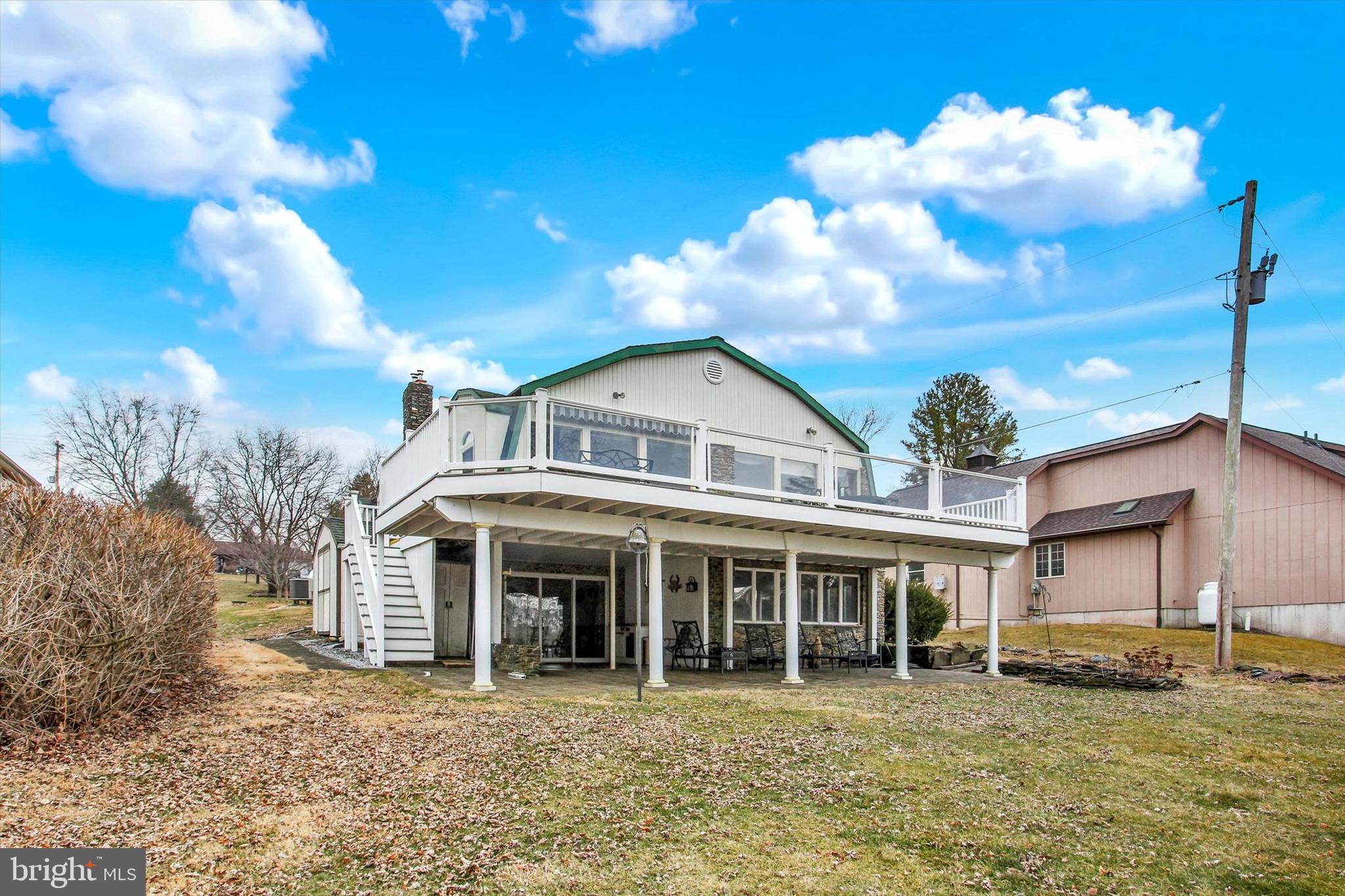 LAKE HERITAGE - Residential