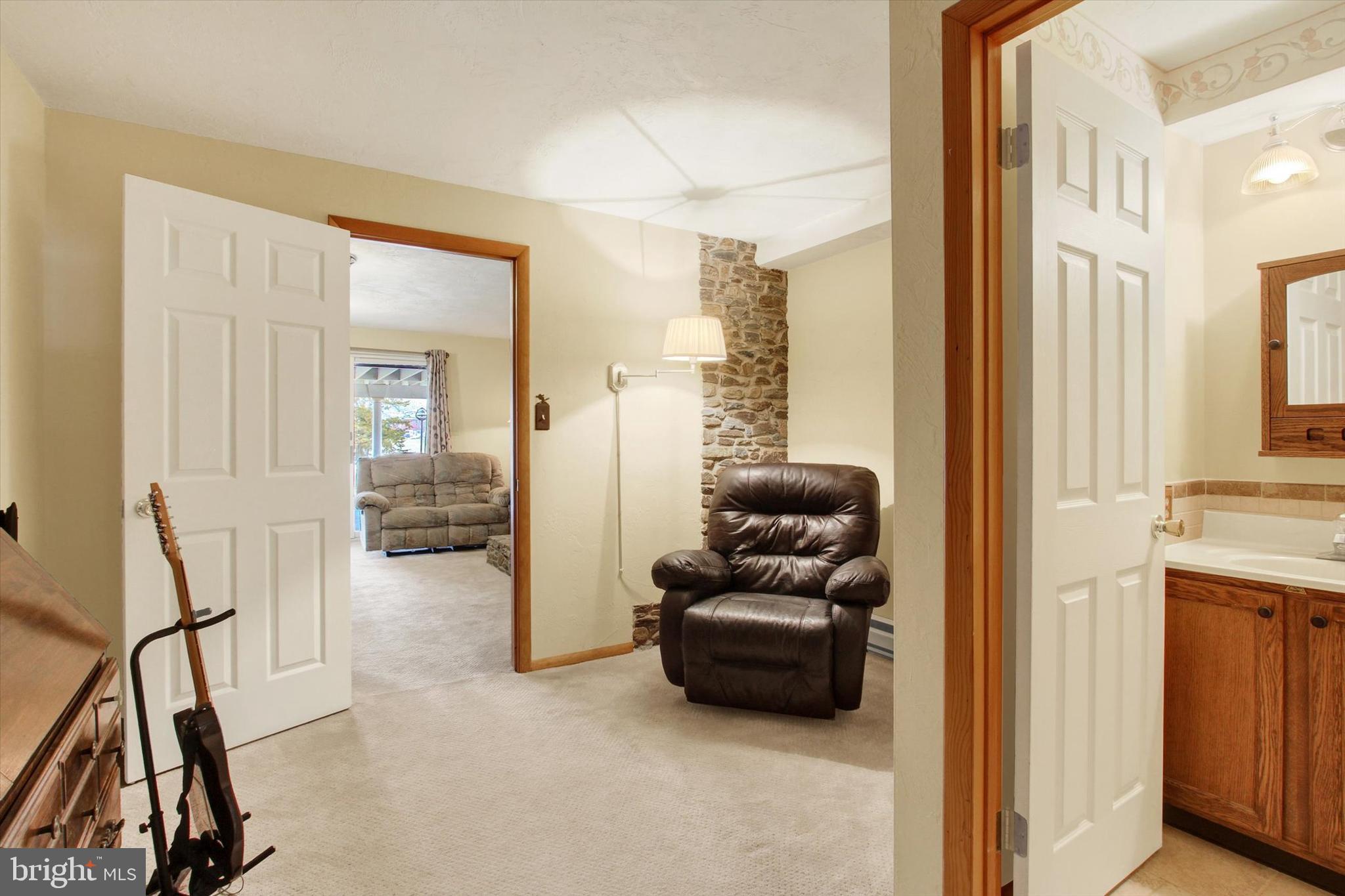 LAKE HERITAGE - Residential