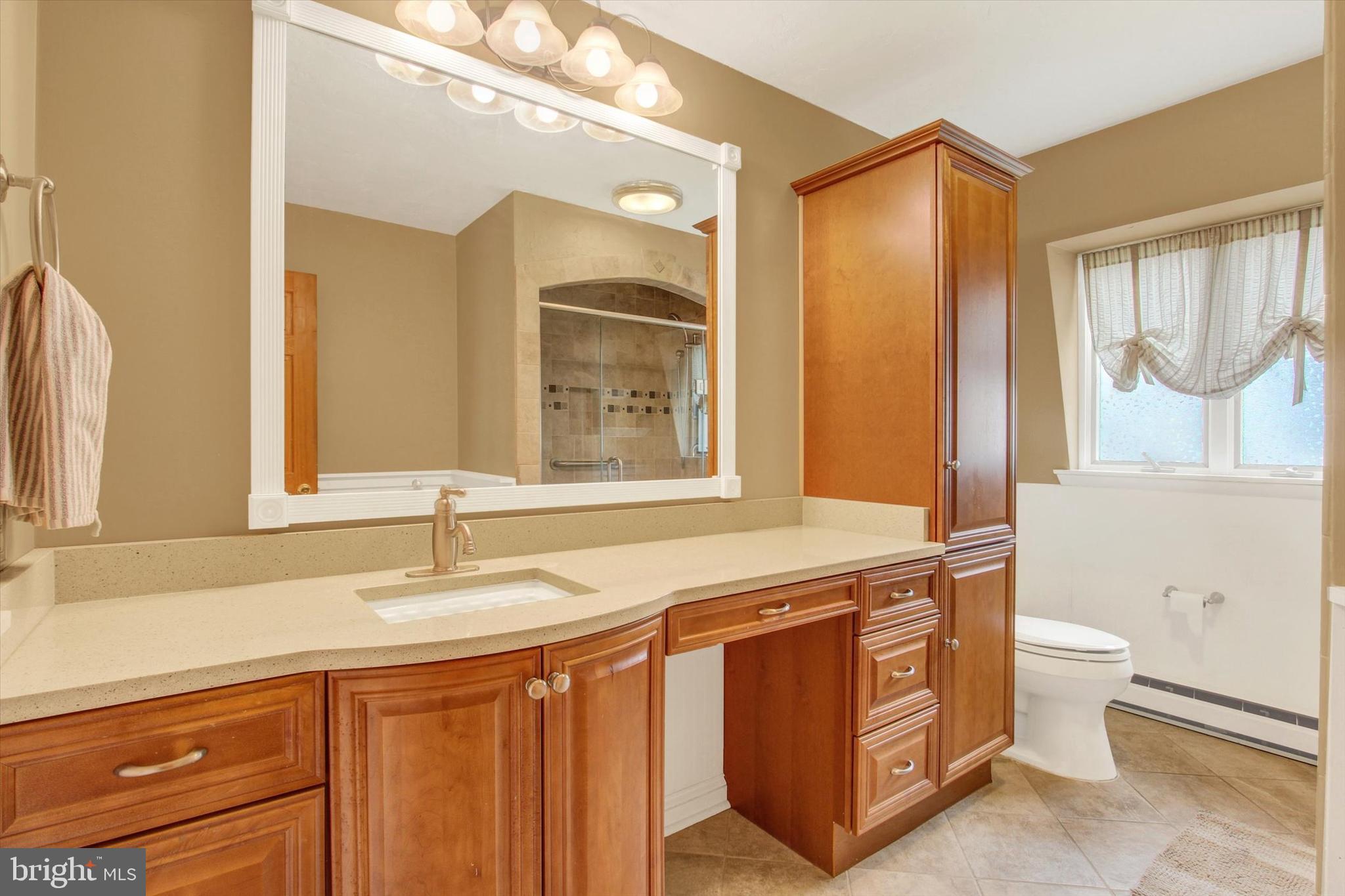 LAKE HERITAGE - Residential