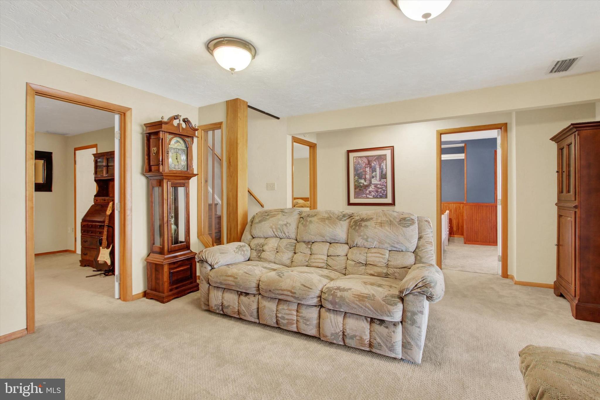 LAKE HERITAGE - Residential