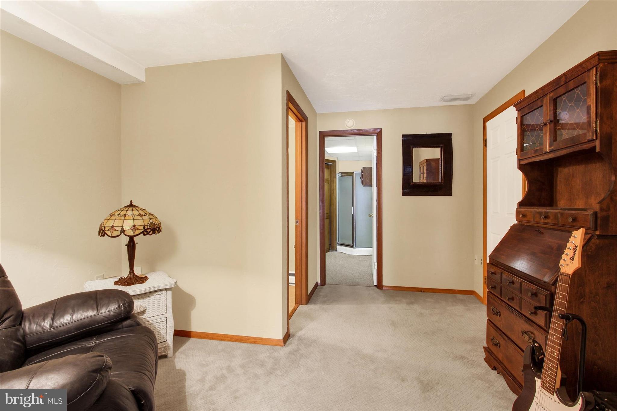 LAKE HERITAGE - Residential