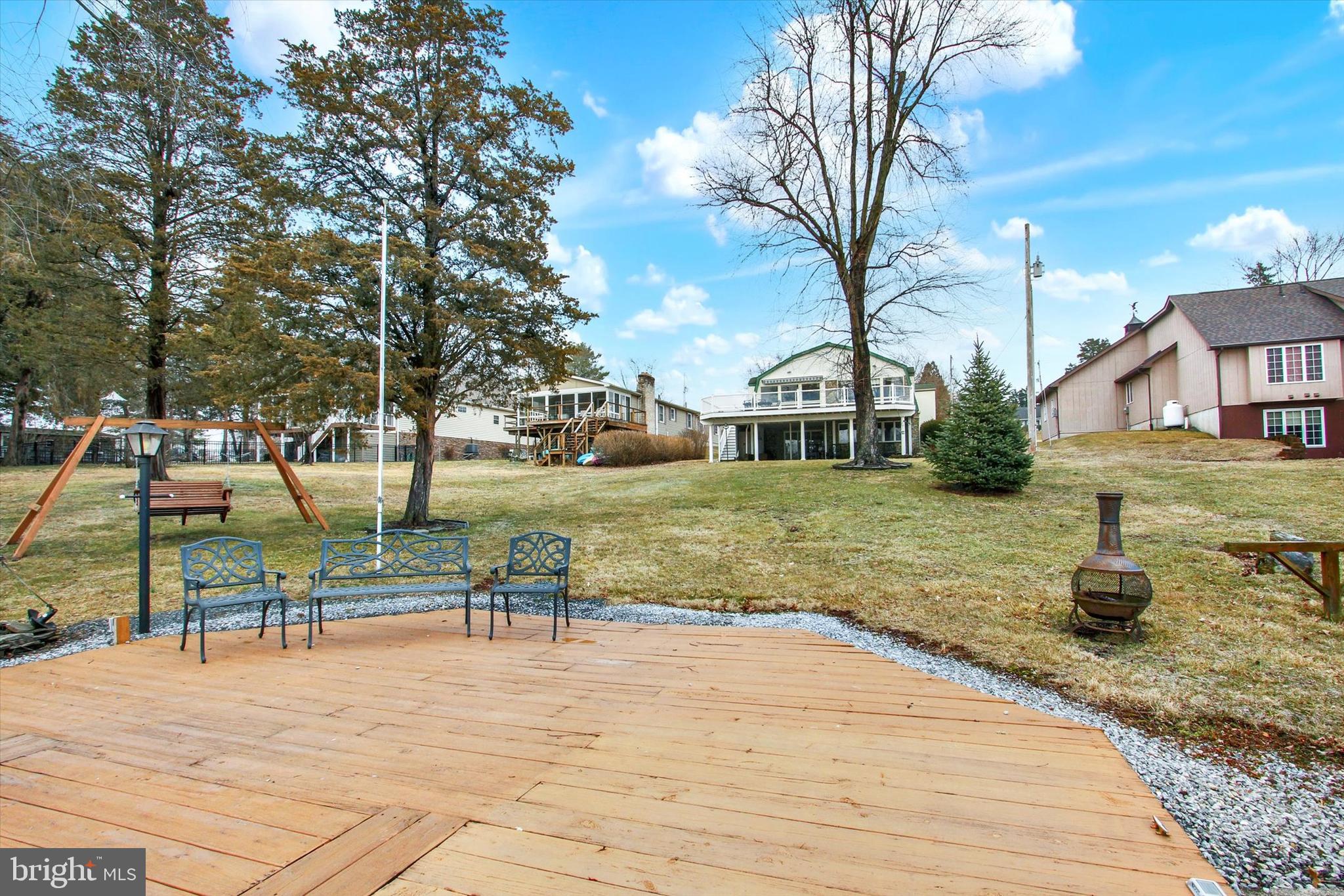 LAKE HERITAGE - Residential