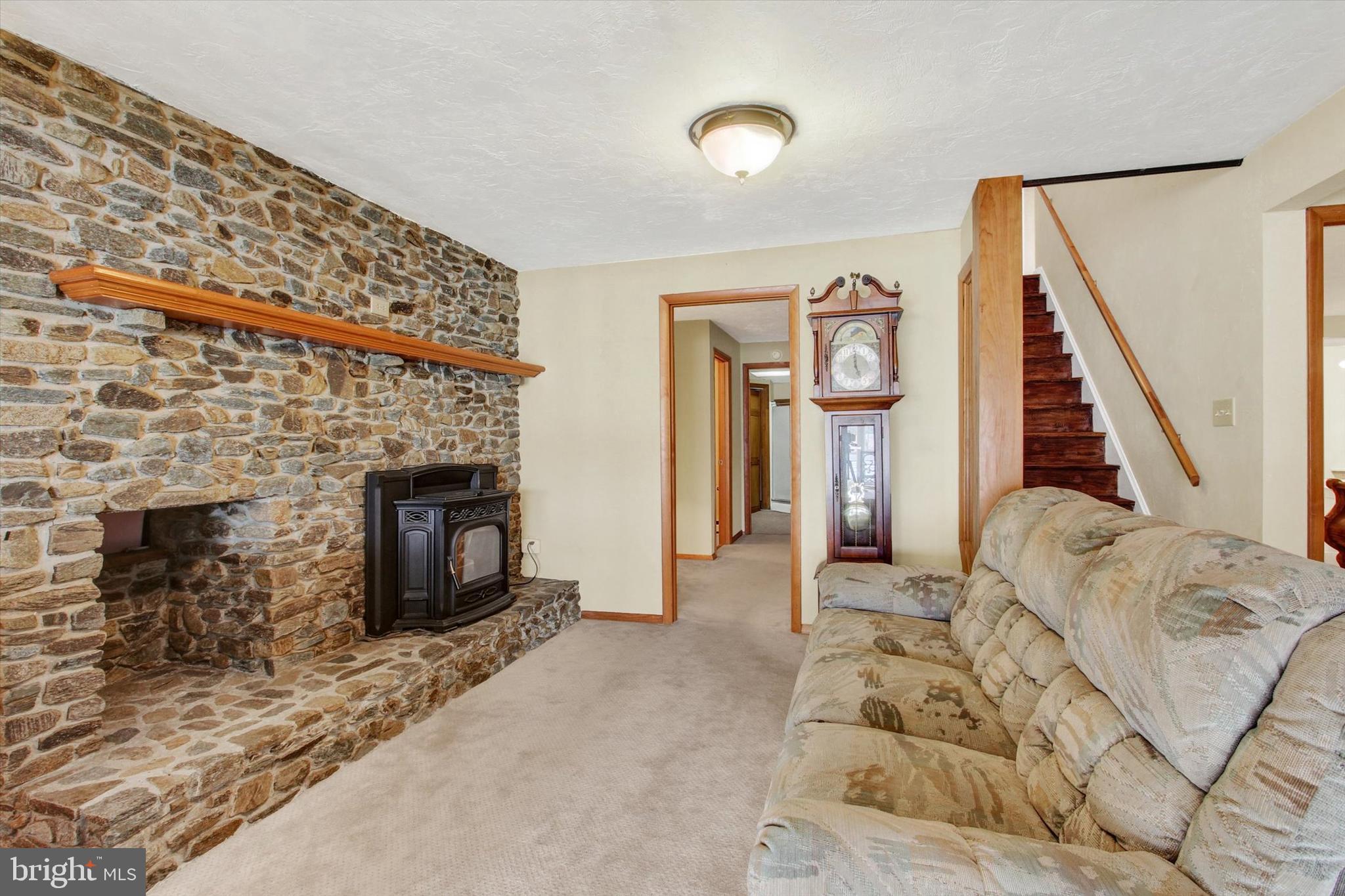 LAKE HERITAGE - Residential