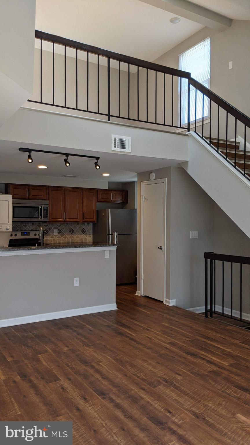 PEMBROOK VILLAGE - Residential