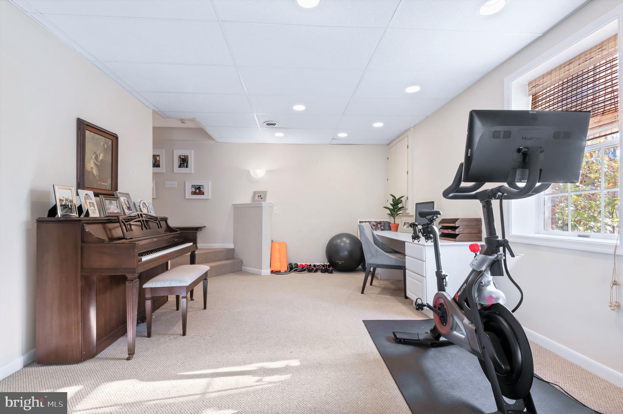 LAURELFORD - Residential