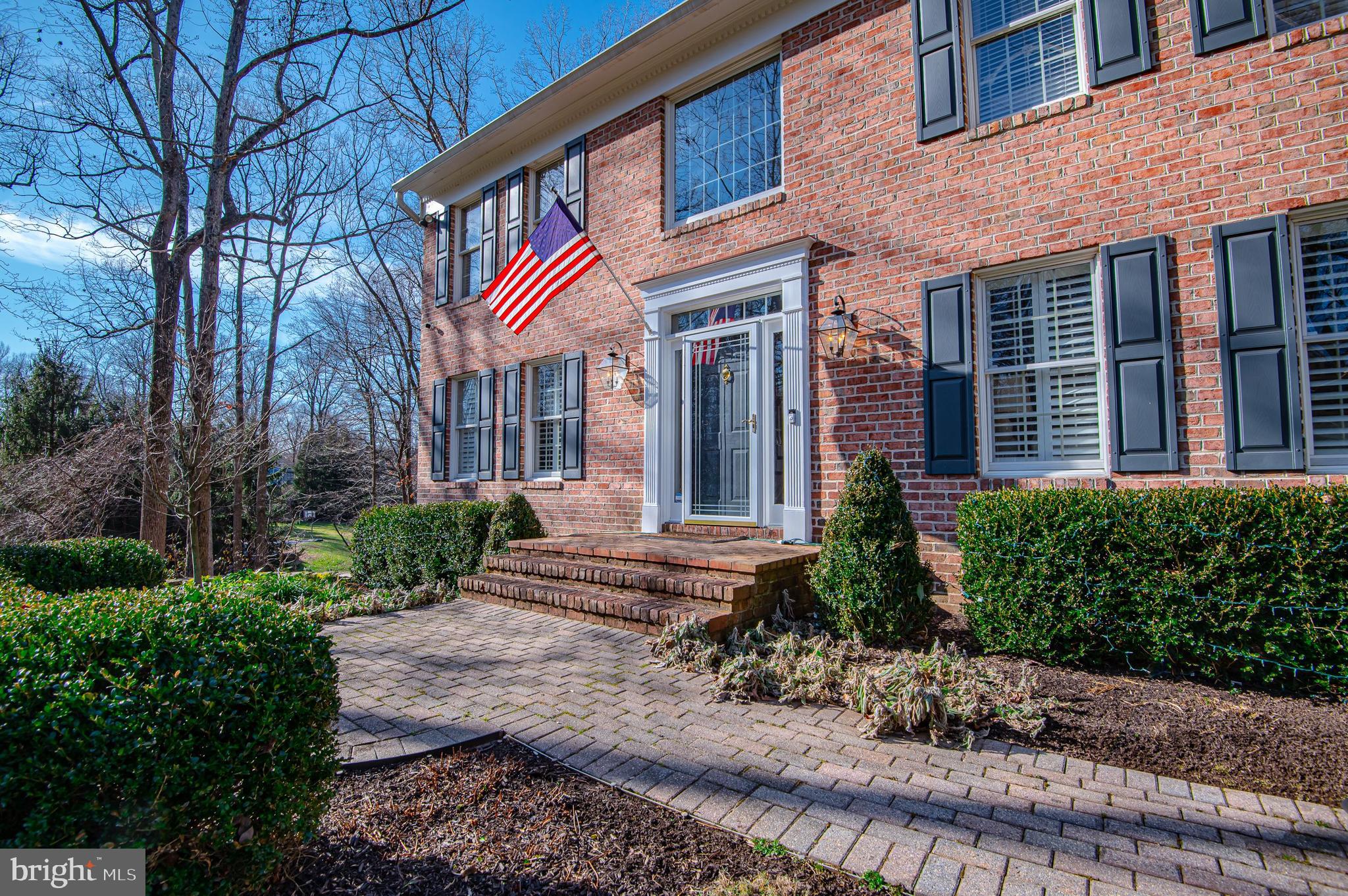 LAURELFORD - Residential