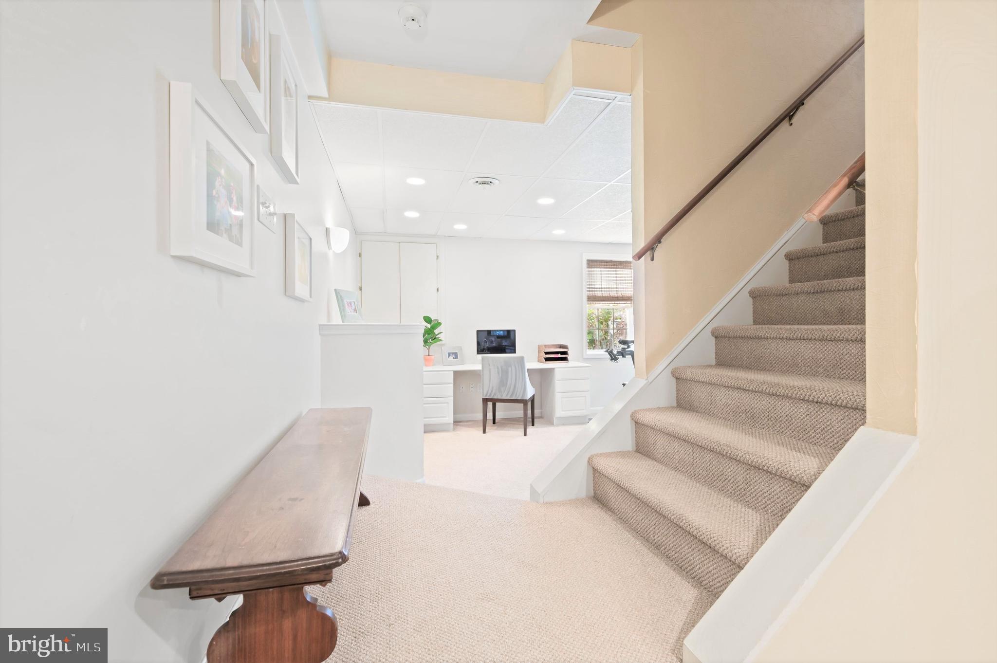 LAURELFORD - Residential