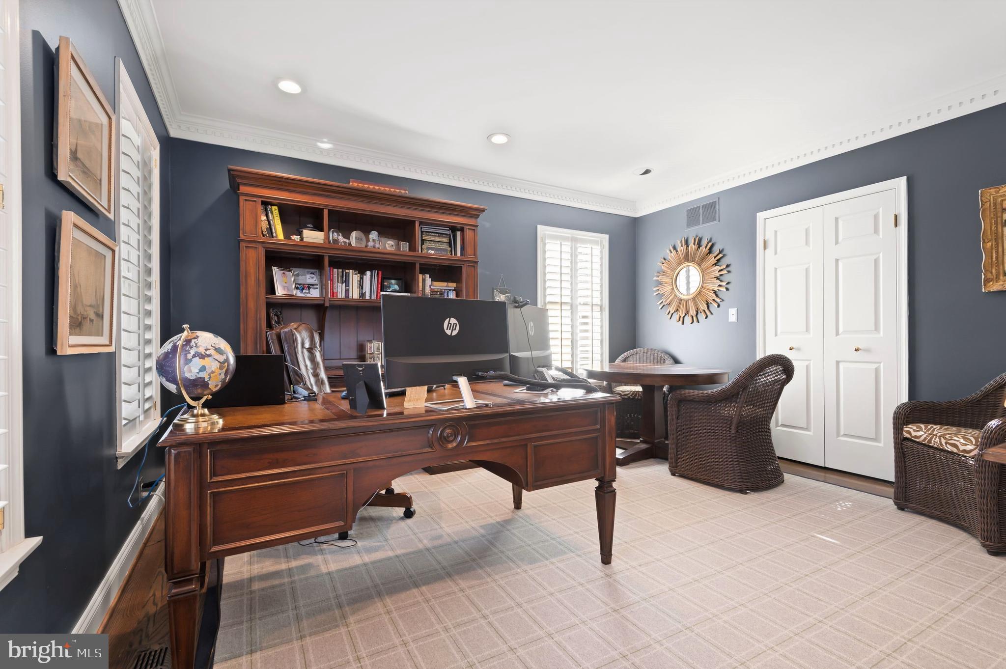 LAURELFORD - Residential