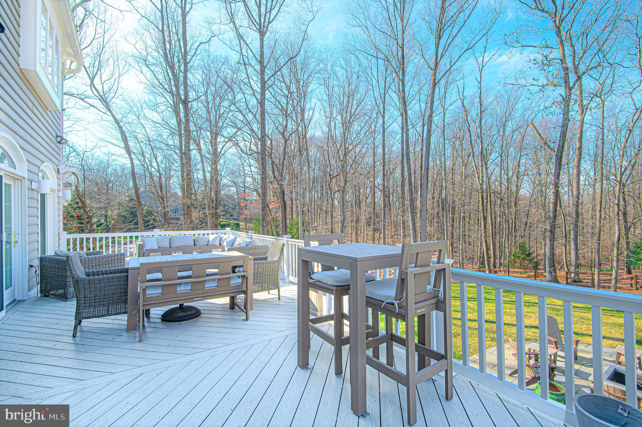 LAURELFORD - Residential