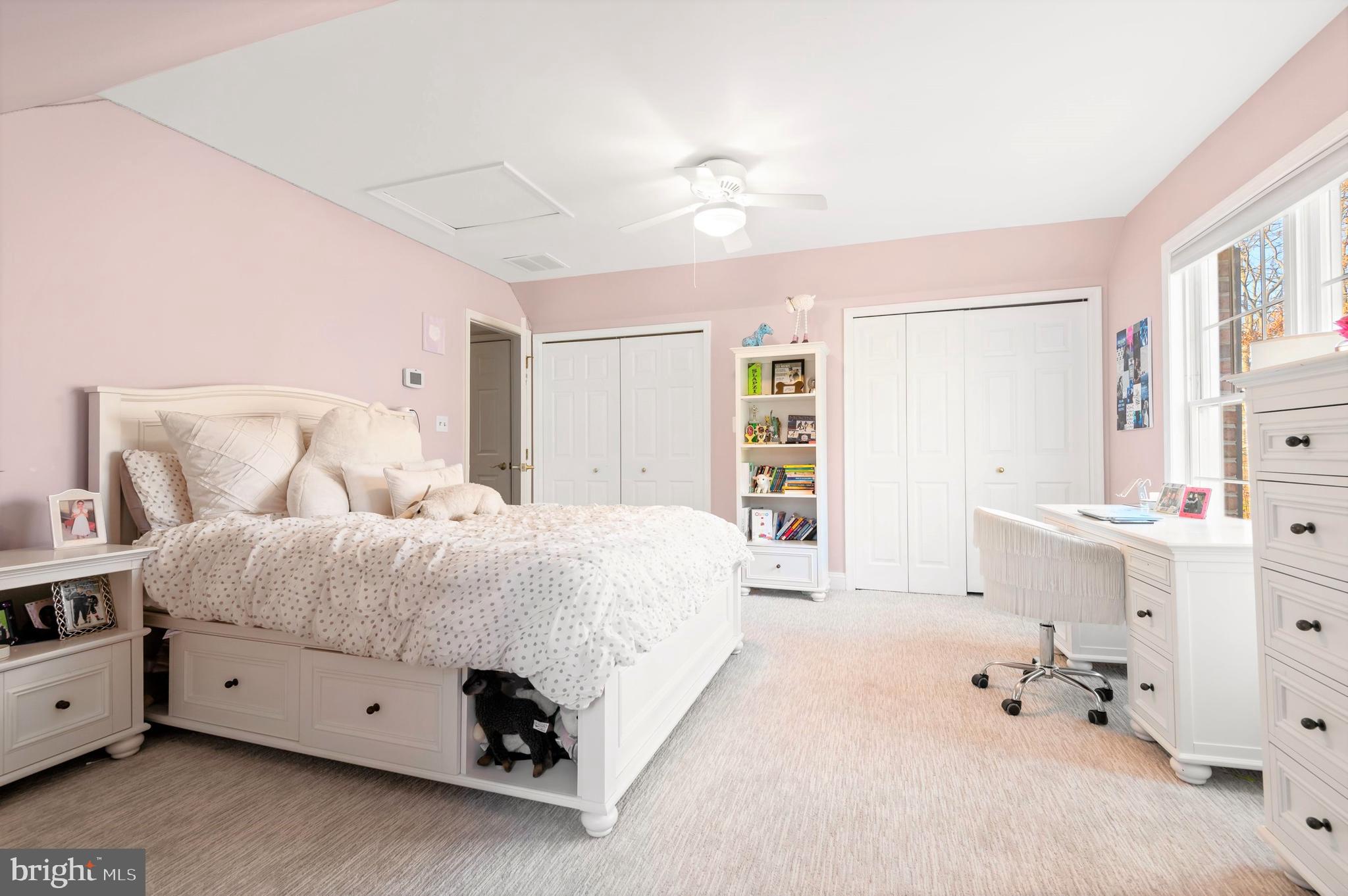 LAURELFORD - Residential