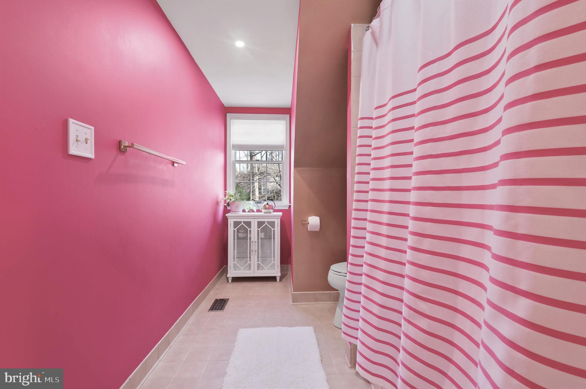 LAURELFORD - Residential