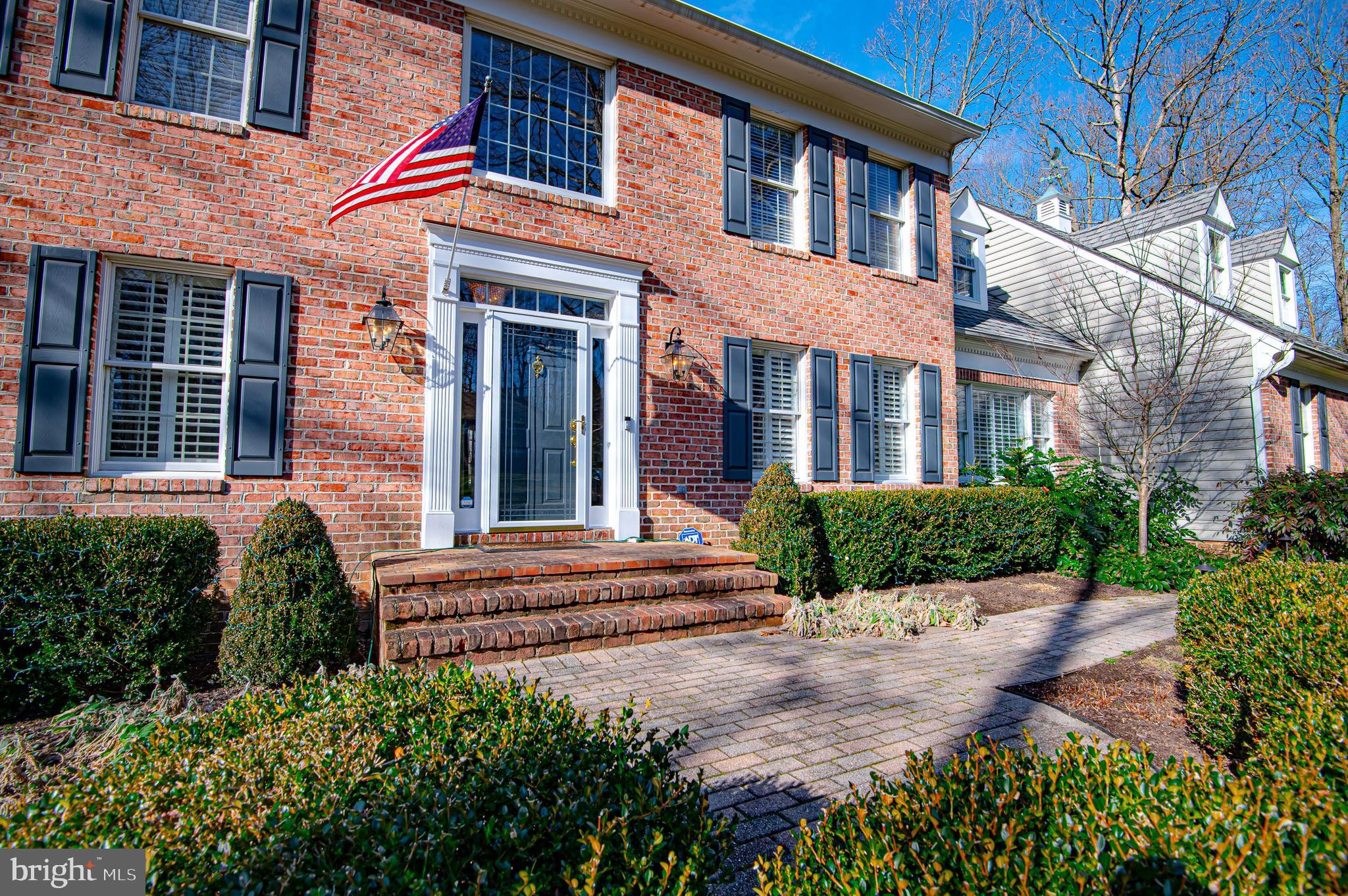 LAURELFORD - Residential