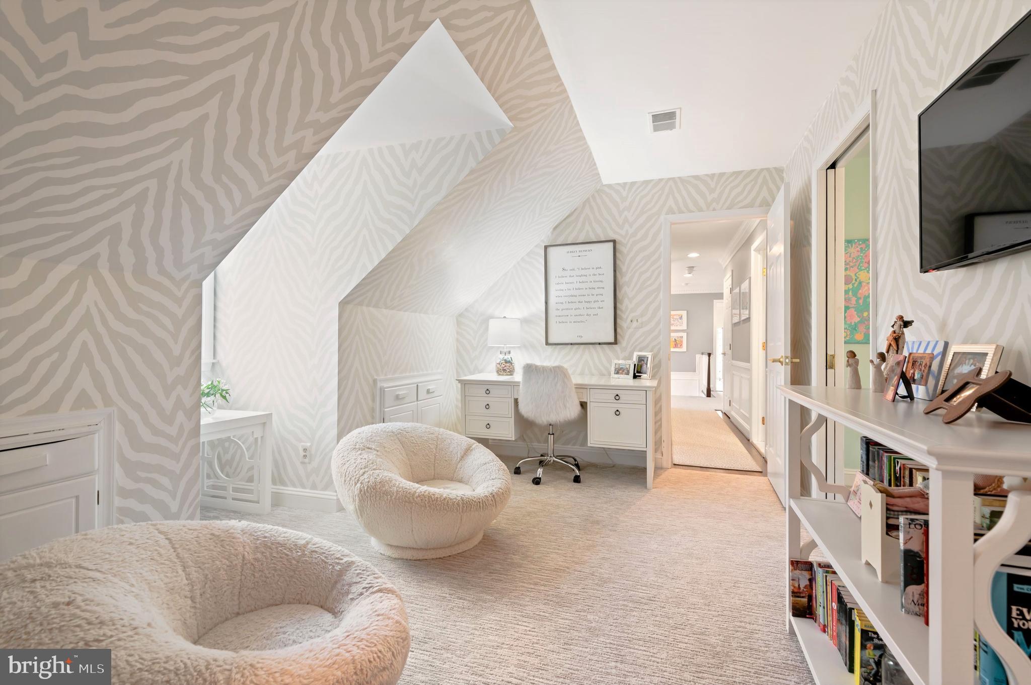 LAURELFORD - Residential