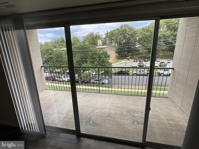 NEW CARROLLTON - Residential Lease