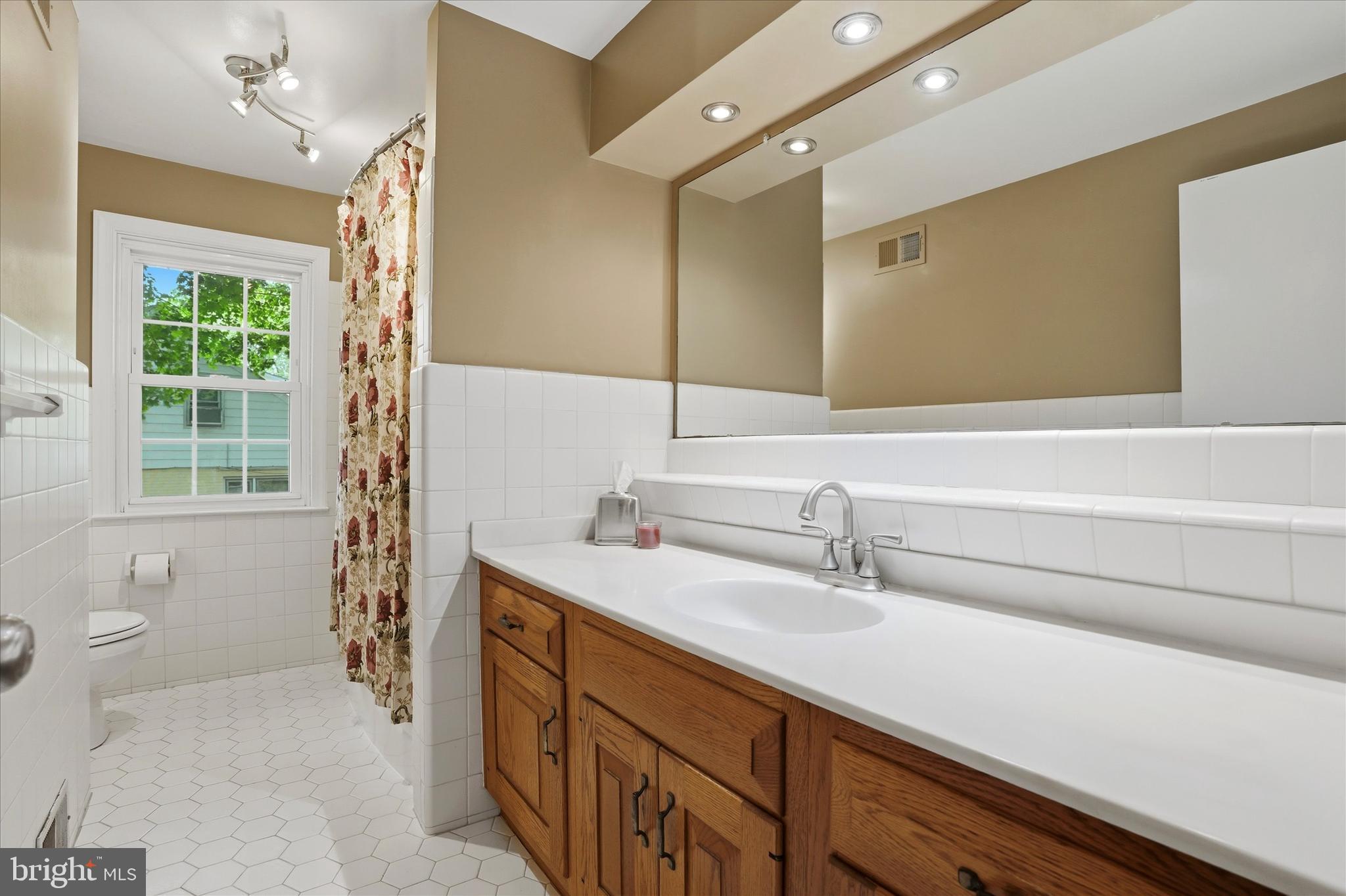 PADDOCK FARMS - Residential