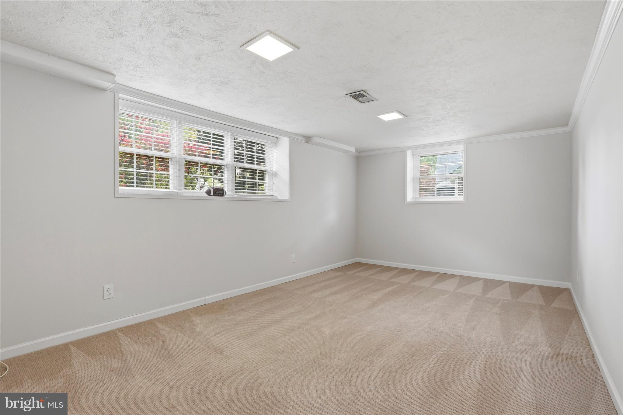 PADDOCK FARMS - Residential