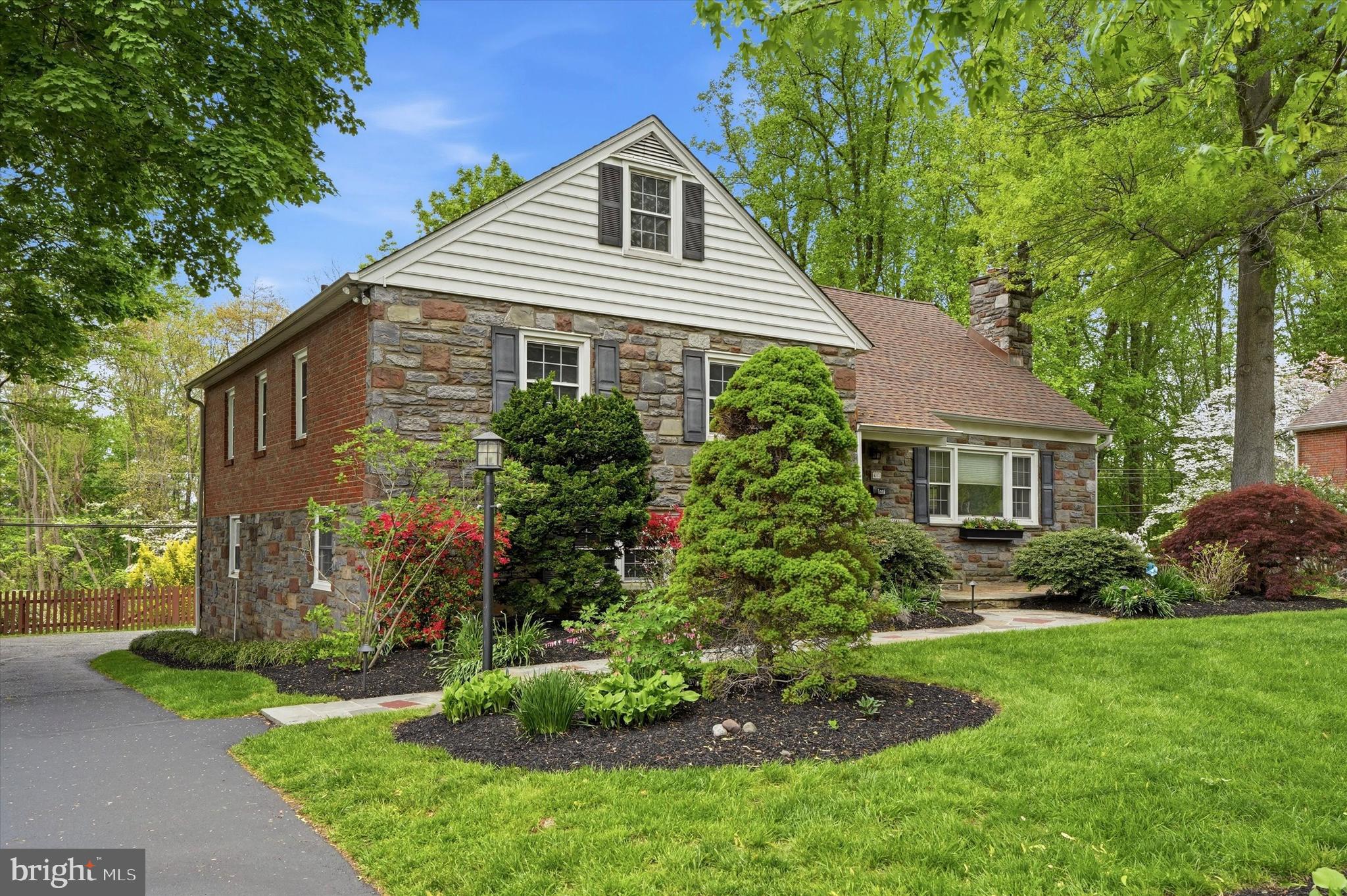 PADDOCK FARMS - Residential