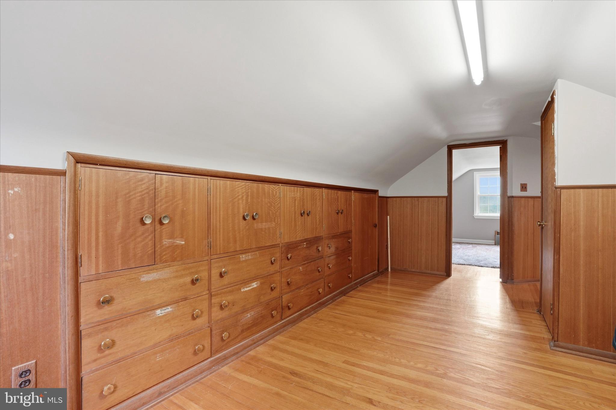 PADDOCK FARMS - Residential