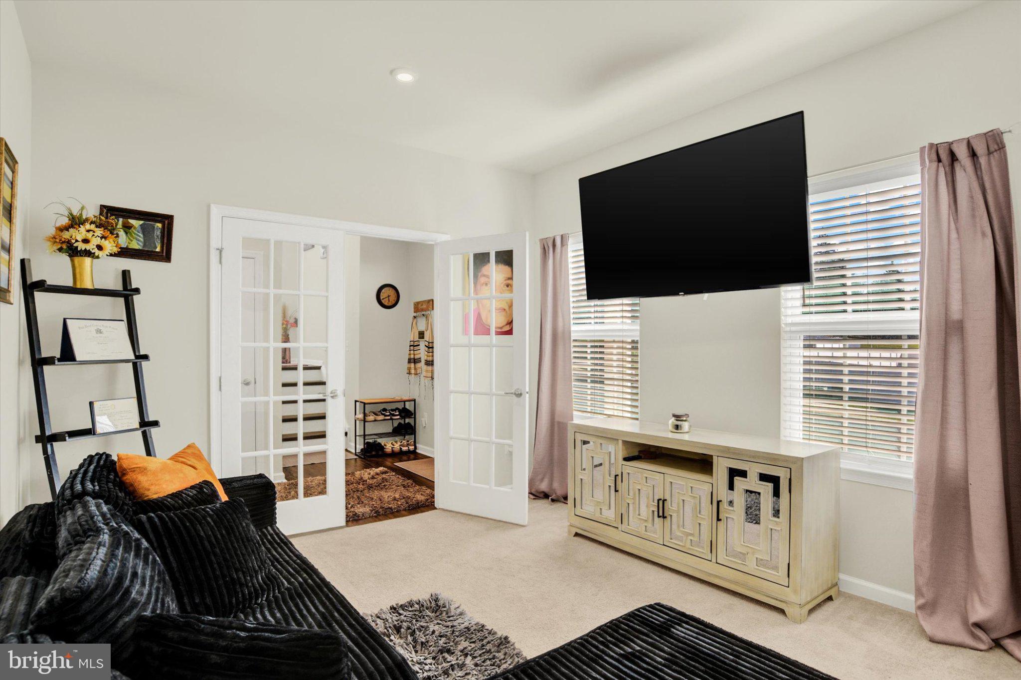 BLUE RIDGE PARK - Residential